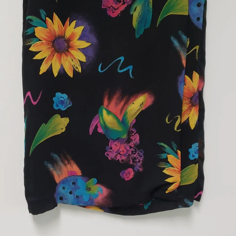 Vintage bright floral wrap-style maxi skirt‎